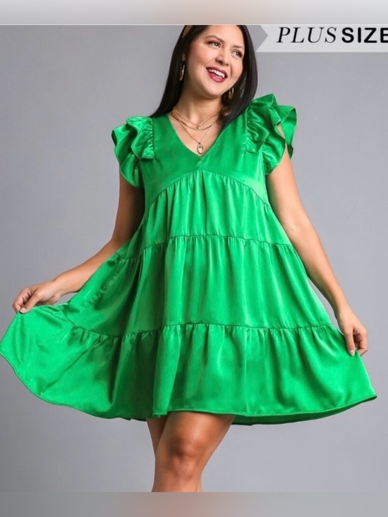Umgee Dresses & Skirts - Umgee Tiered Ruffle Sleeve Babydoll Mini Dress XL Green NWT